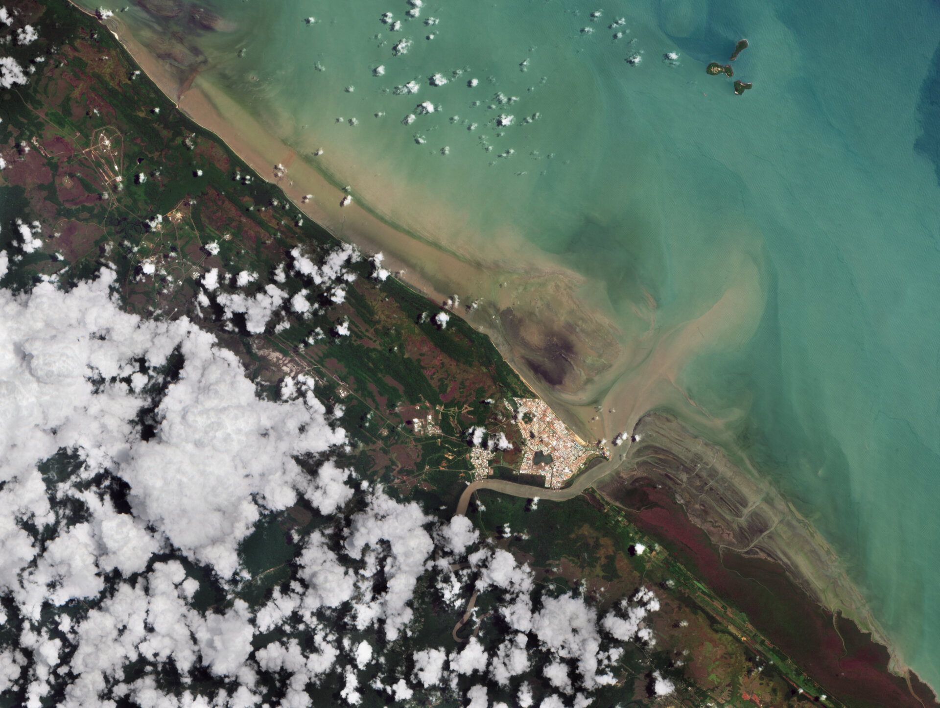 Earth from Space: Sentinel-2 captures Sentinel-2