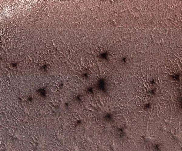 NASA recreates Mars' Spider formations in lab for the first time