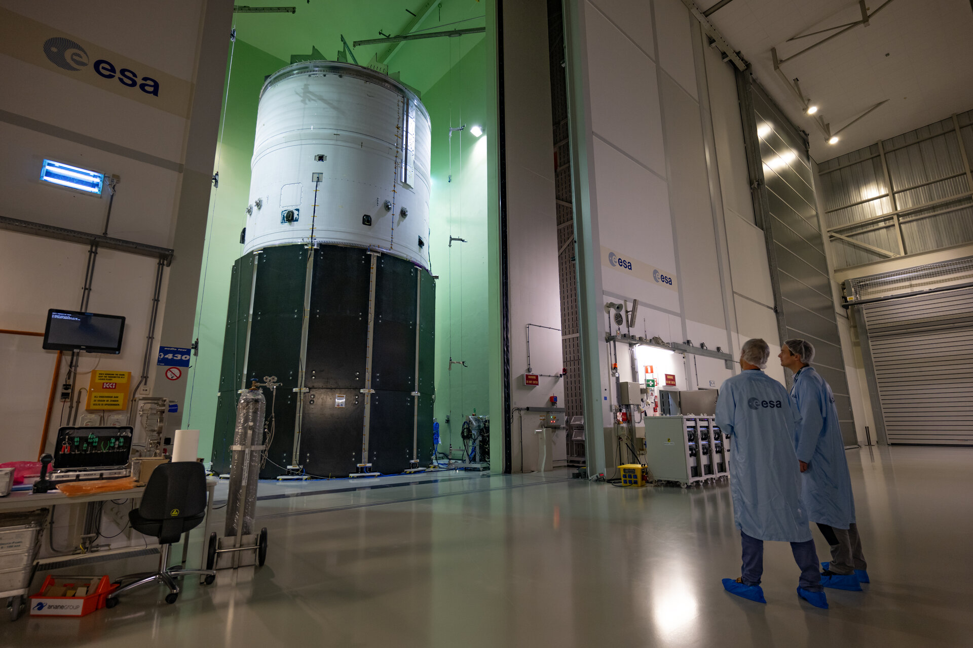 Ariane 6 upper stage visits ESA’s temple of boom