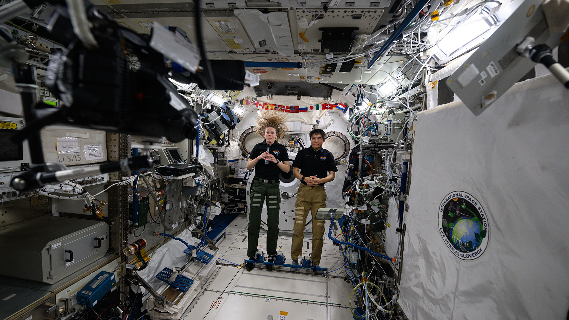 Behind the camera: Astronauts talk with students from space station | Space photo of the day for May 29, 2025
