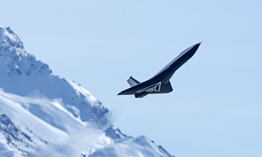 Dawn Aerospace begins sales of Aurora suborbital spaceplane