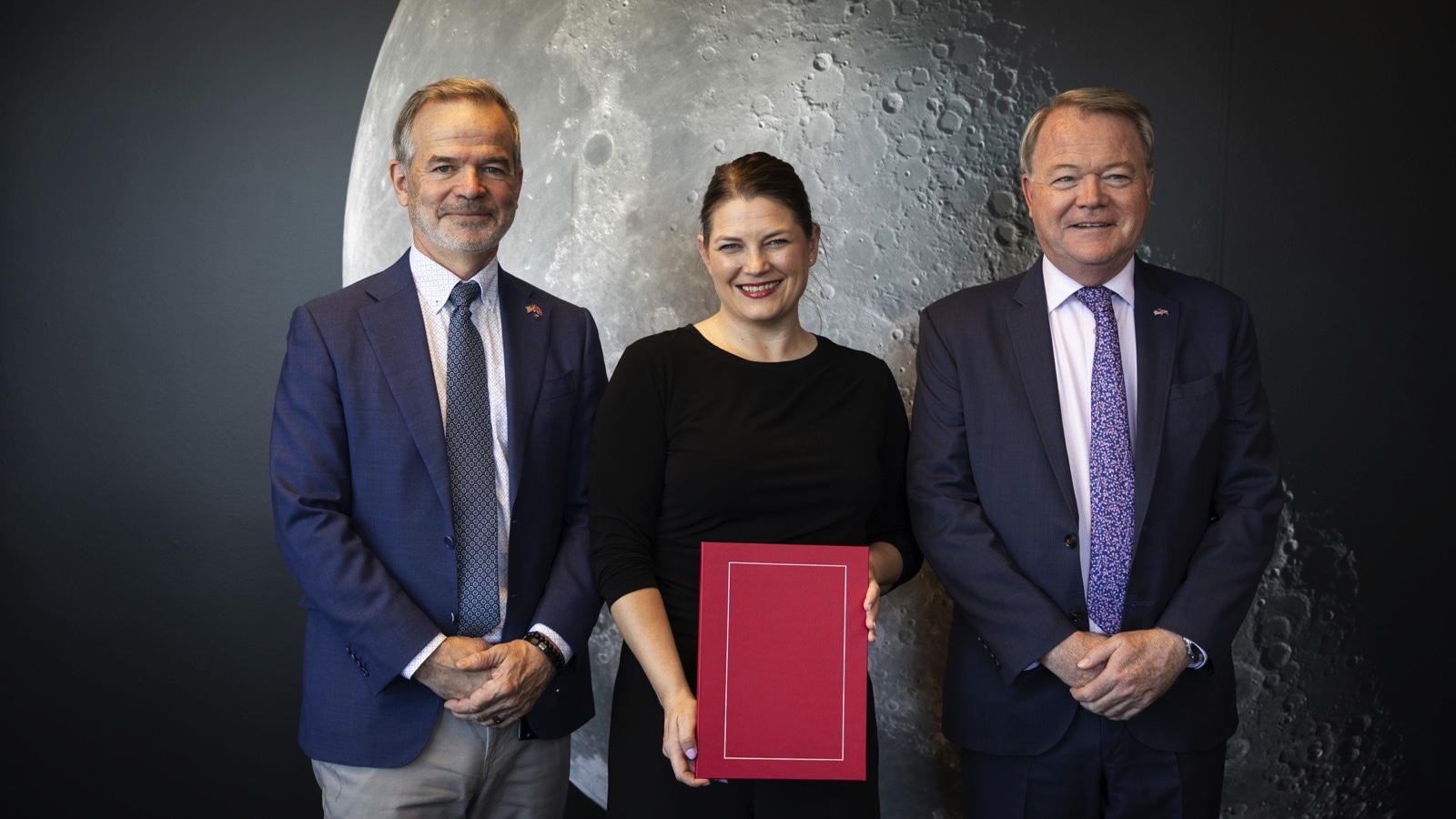 Norway signs Artemis Accords