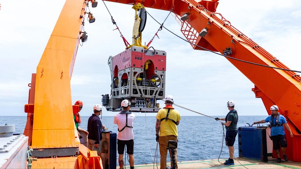 Ocean Planet Exploration: Maiden Dive Of The New ROV MARUM-QUEST 5000 Submersible