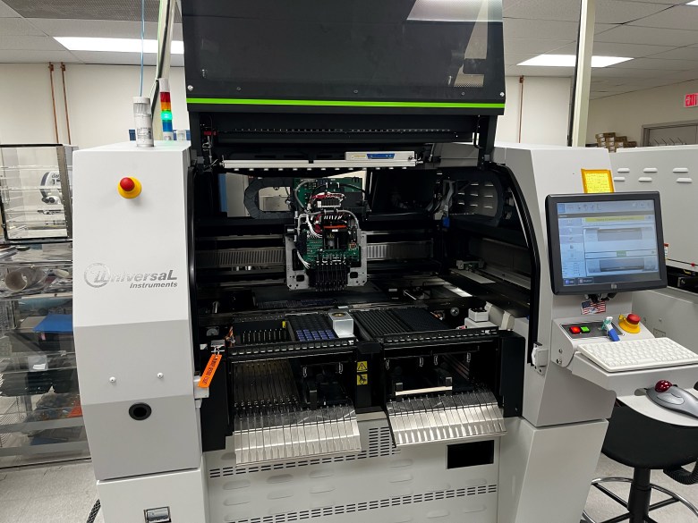 Silicon solar power specialist gets $21 million for mass production