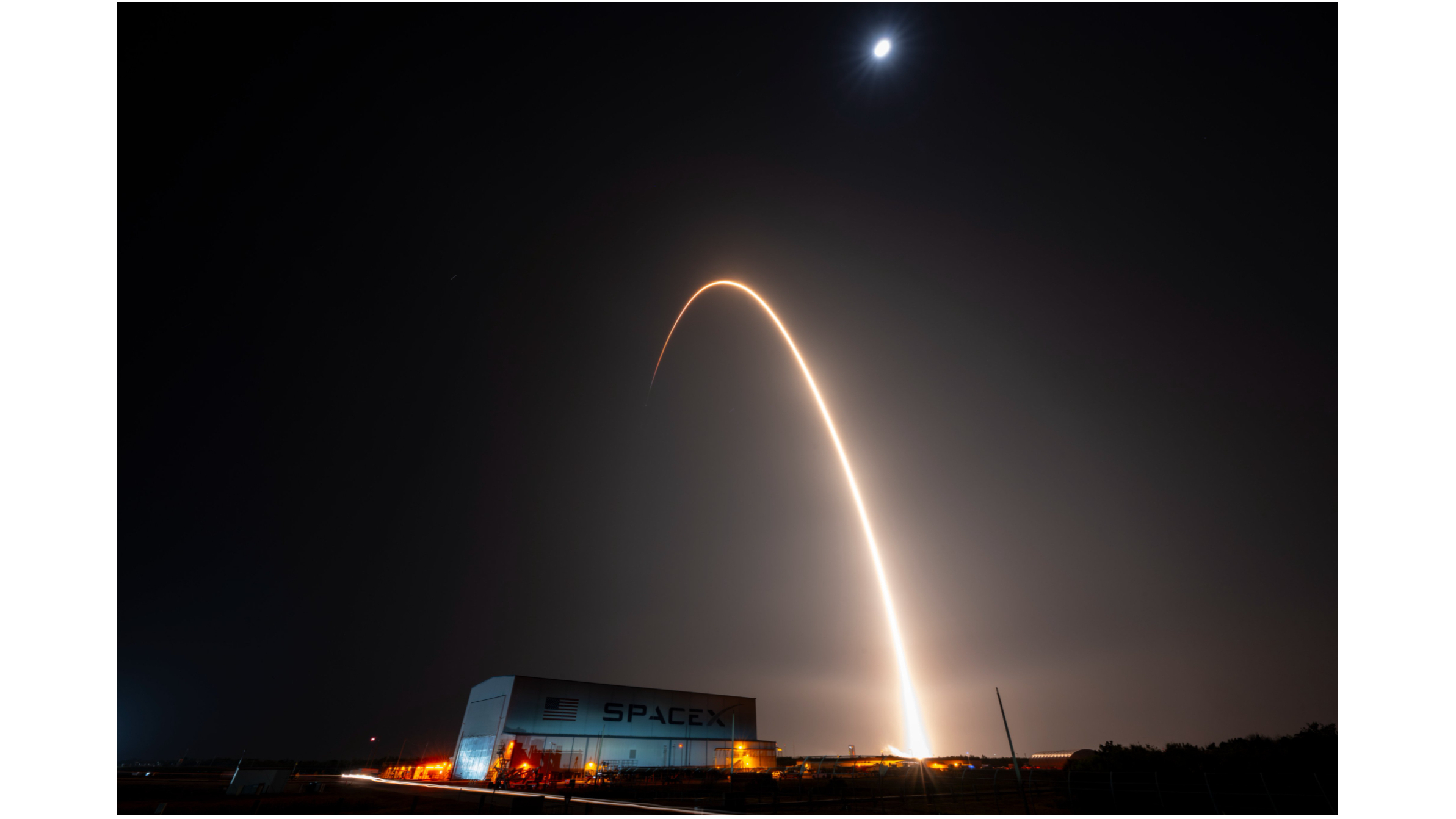 SpaceX Falcon 9 rocket launches 28 Starlink satellites to orbit from Florida (photos)