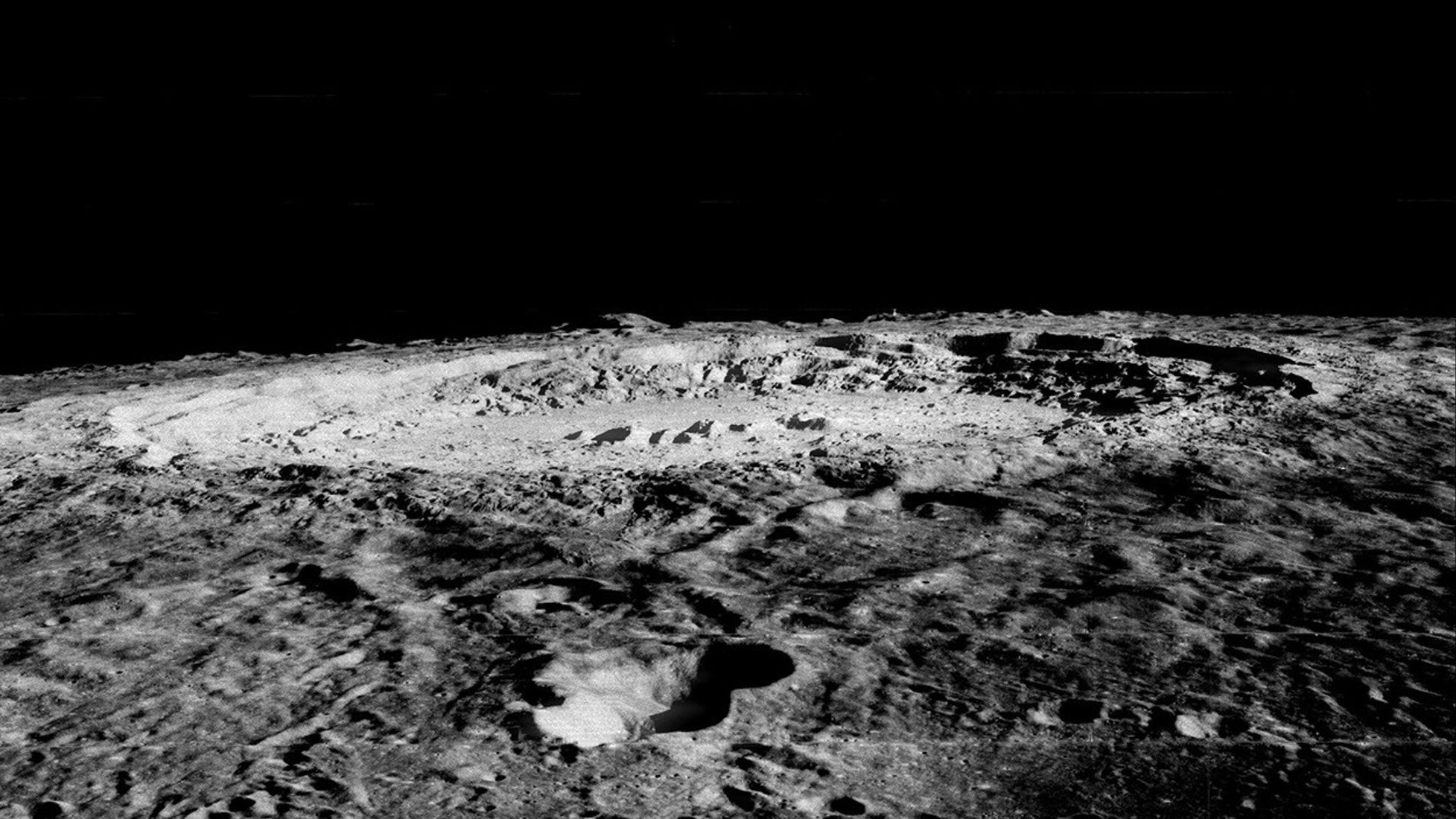 The moon doesn't have a magnetic field, so why does it have magnetic rocks?