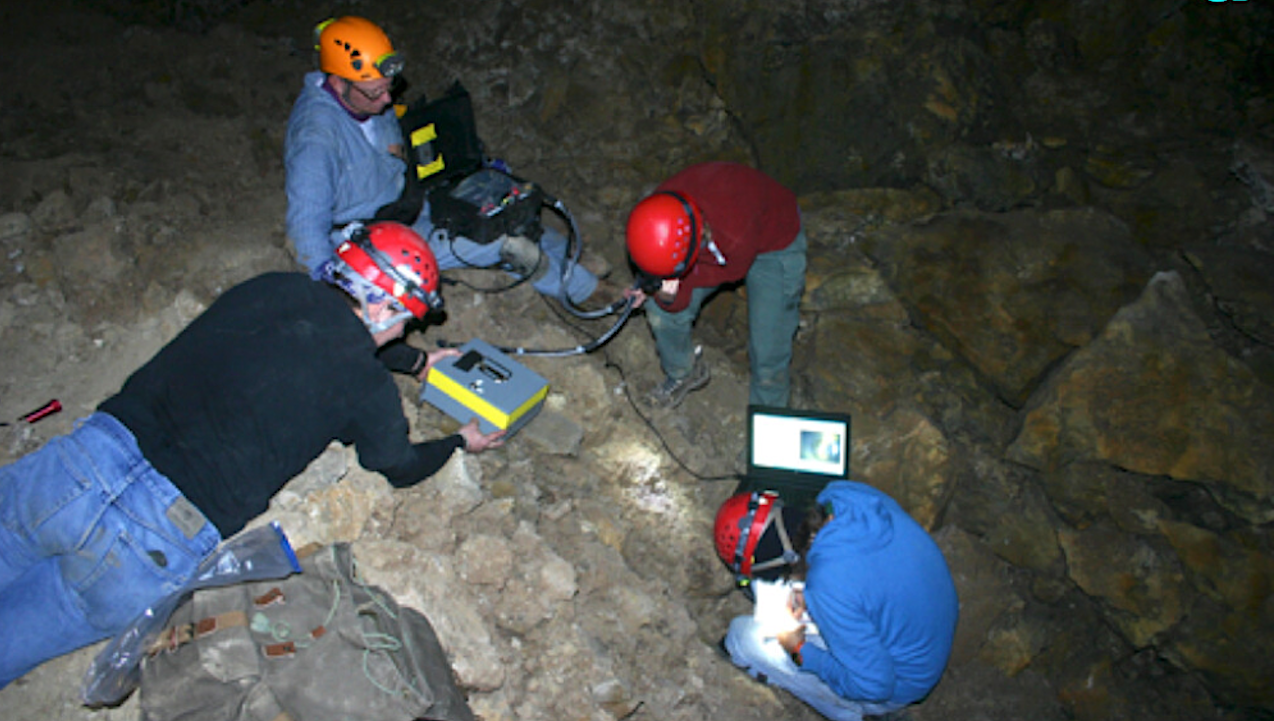 Tricorder Tech: The Development and Demonstration of the Portable Acousto‐Optic Spectrometer for Astrobiology in Cave Environments