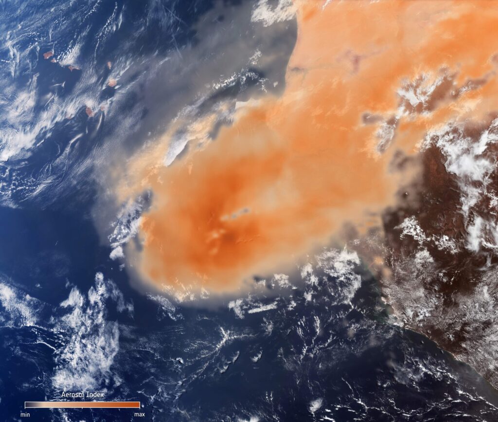 Earth from Space: Saharan dust plume