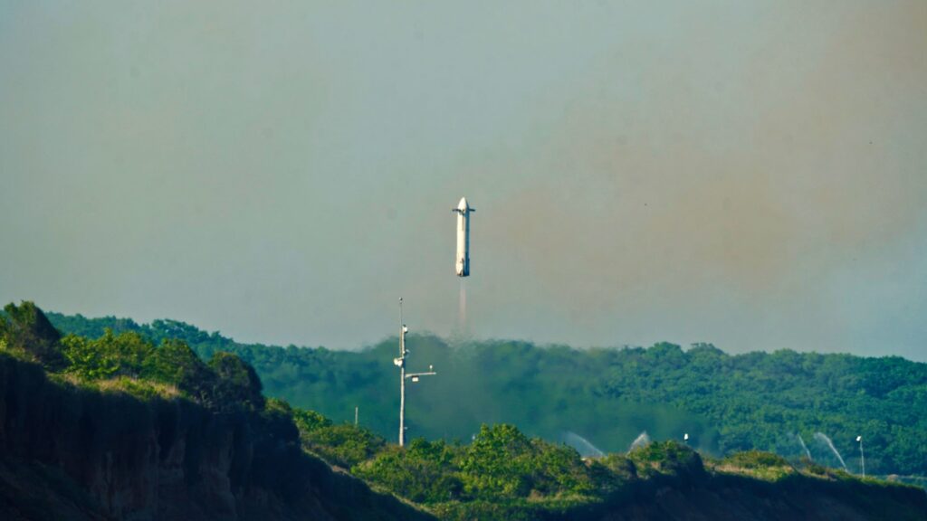 Honda - Yes, Honda - Tests a Reusable Rocket