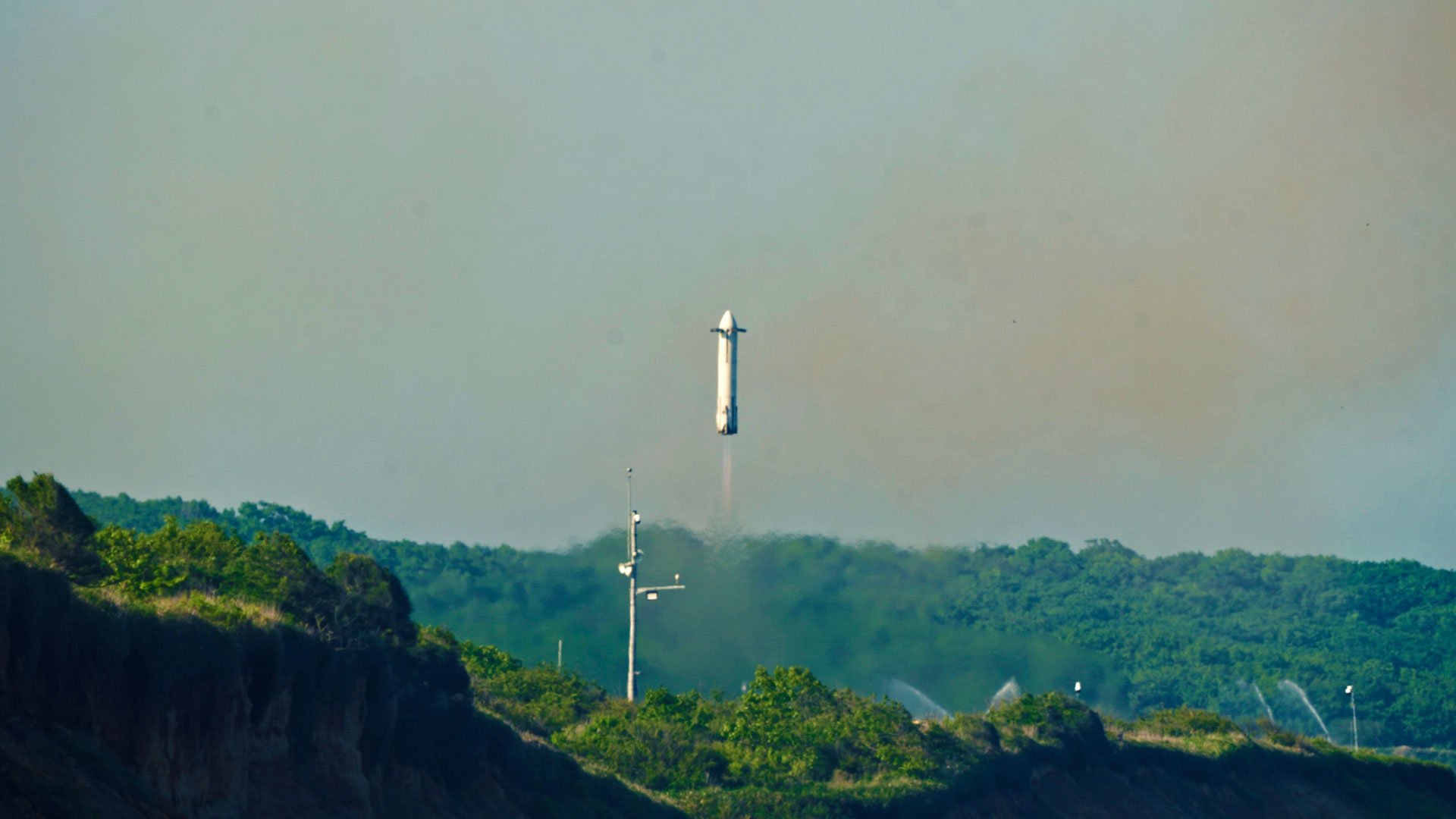 Honda - Yes, Honda - Tests a Reusable Rocket