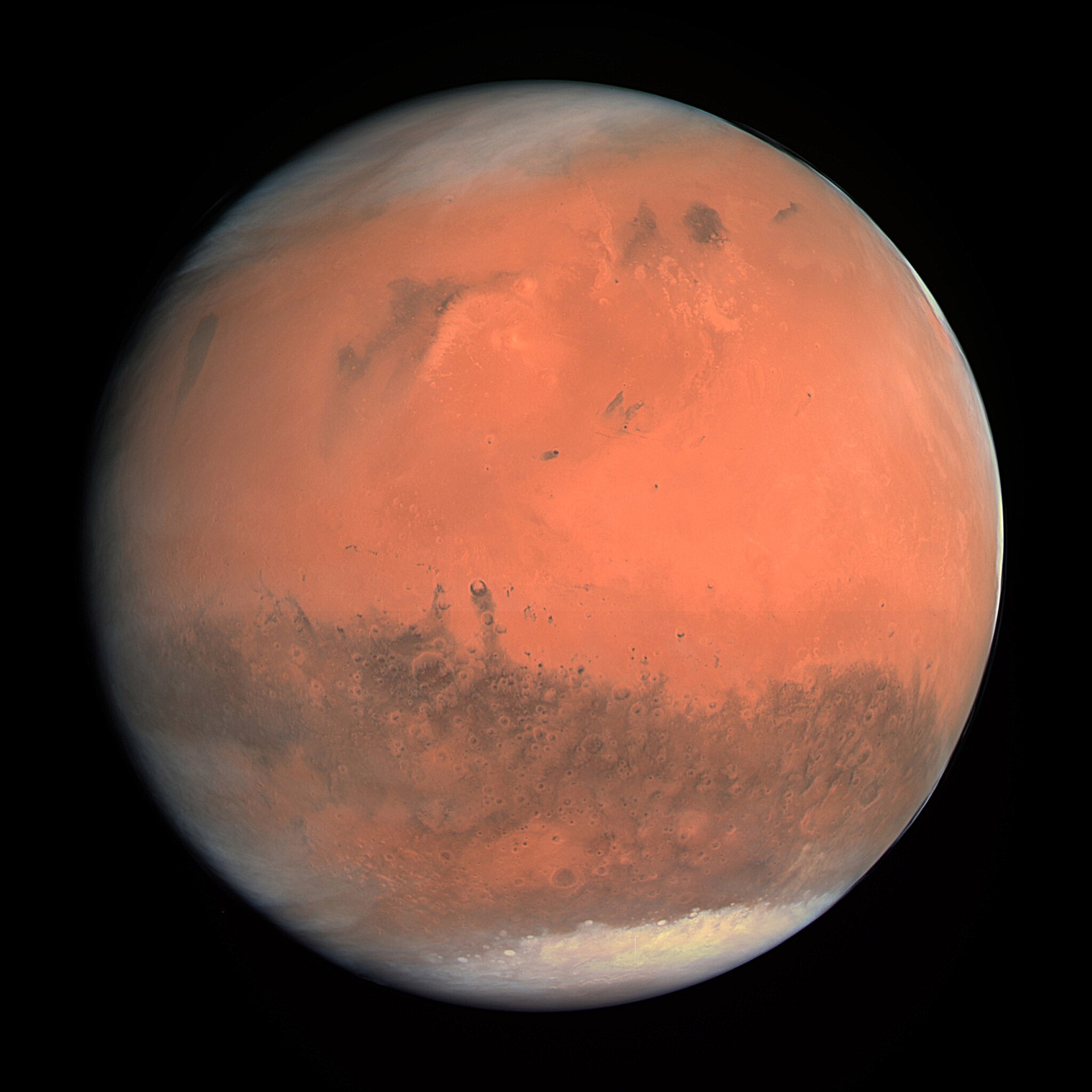 Is Mars really red? A physicist explains the planet’s reddish hue and why it looks different to some telescopes