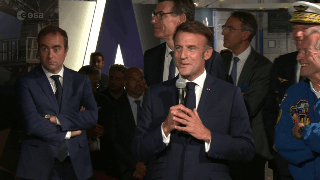 President Macron calls Sophie Adenot from Paris Air Show 2025