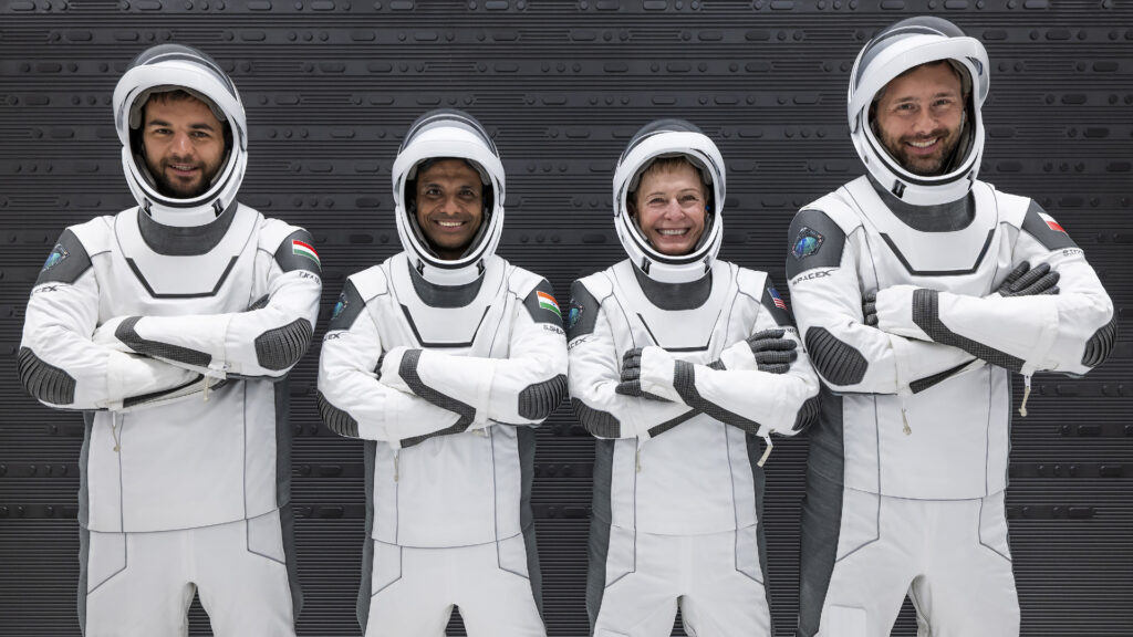 Propellant leak delays SpaceX launch of private Ax-4 astronaut mission to the ISS
