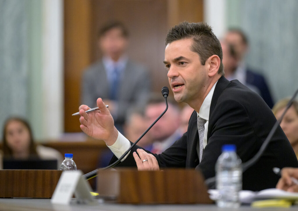 White House to withdraw Isaacman nomination to lead NASA