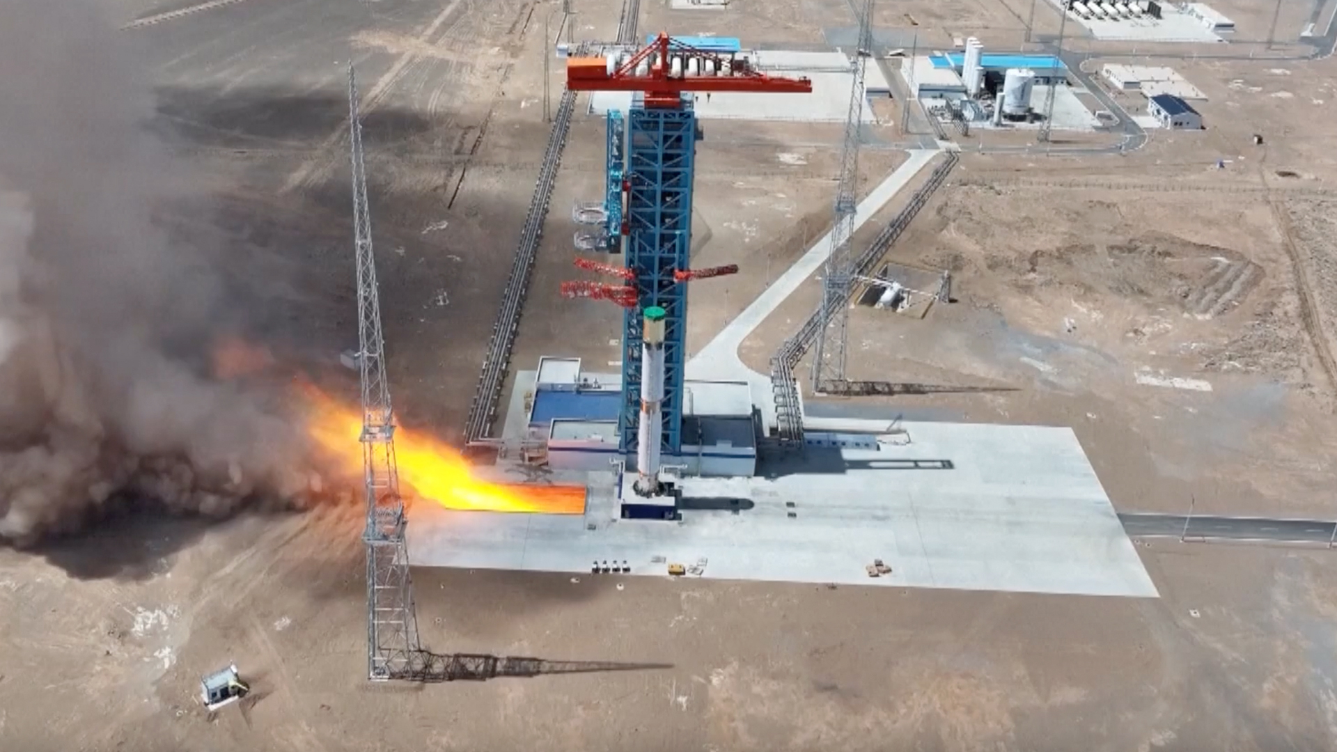 Chinese company Landspace aims to debut its reusable methane rocket this year (video)