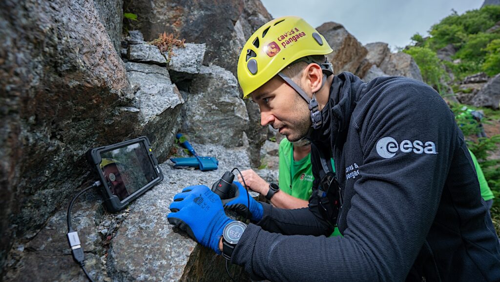 ESA AWAY Team Training – CAVES And PANGEA 2025