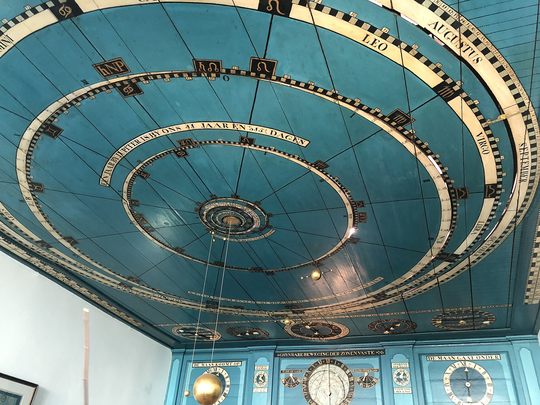 For 100 years, we have marveled at planetariums. Here's a brief history of how humans brought the stars indoors
