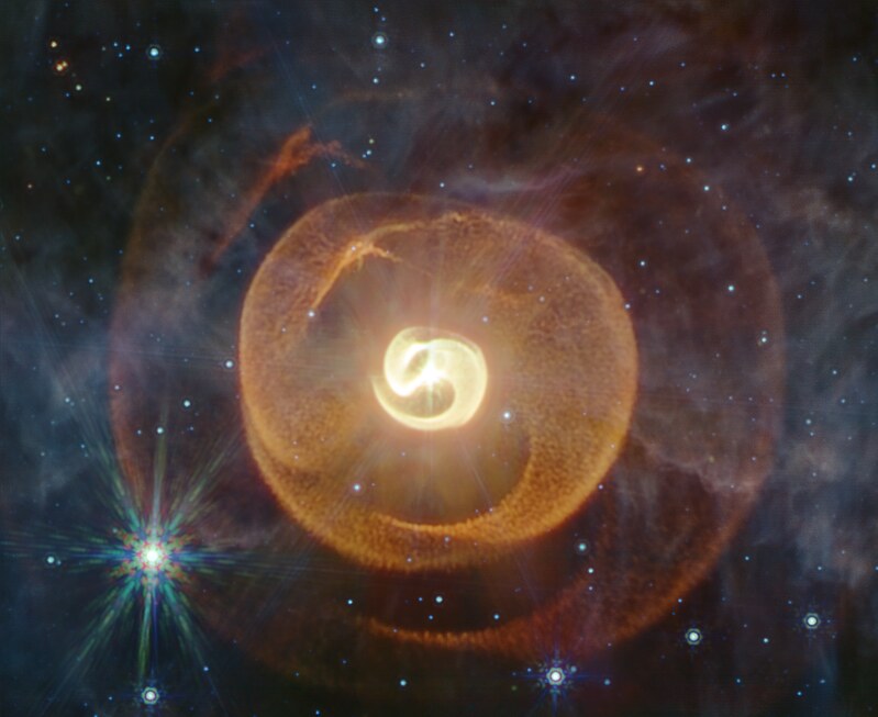 Meet Apep, a pair of dying stars in a swirling nebula