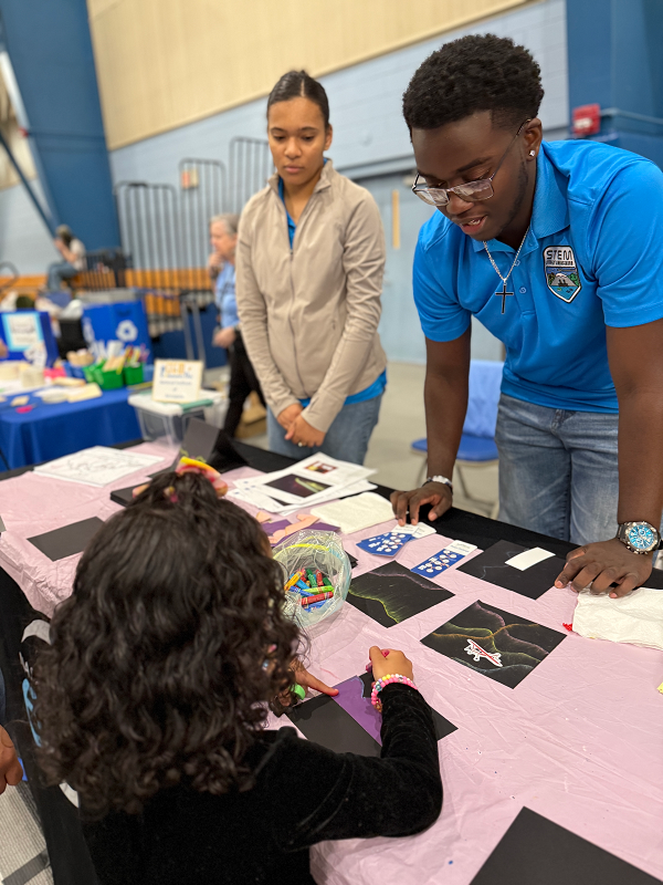NASA eClips STEM Student Ambassadors Light Up CNU’s 2025 STEM Community Day