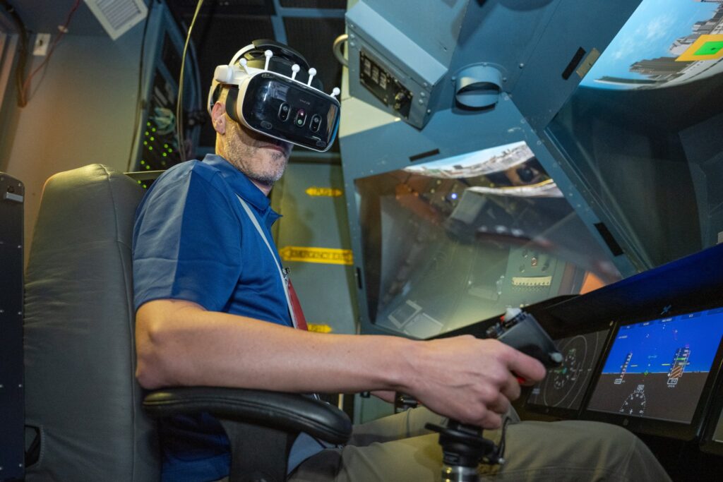 NASA Tests Mixed Reality Pilot Simulation in Vertical Motion Simulator