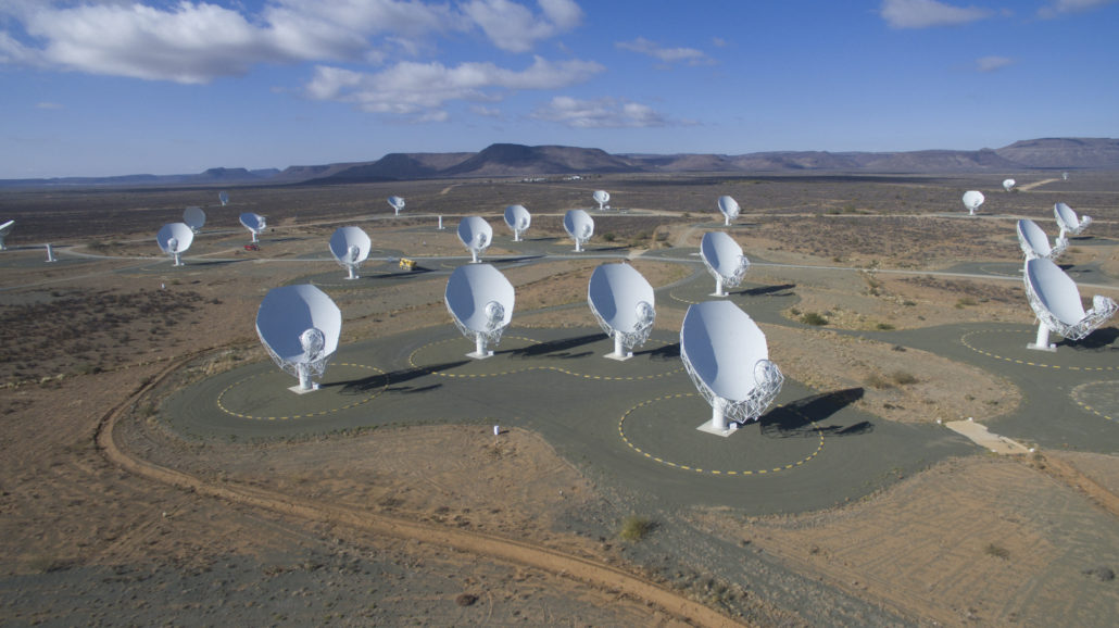 Rapidly spinning dead star's strange 'glitches' are oddly regular