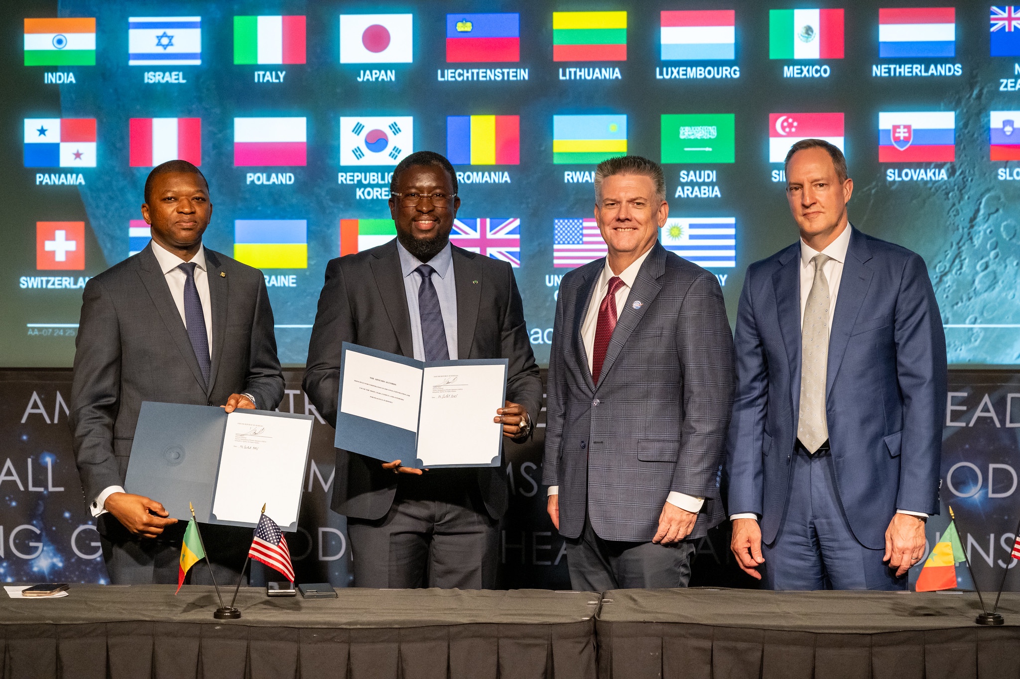 Senegal signs the Artemis Accords