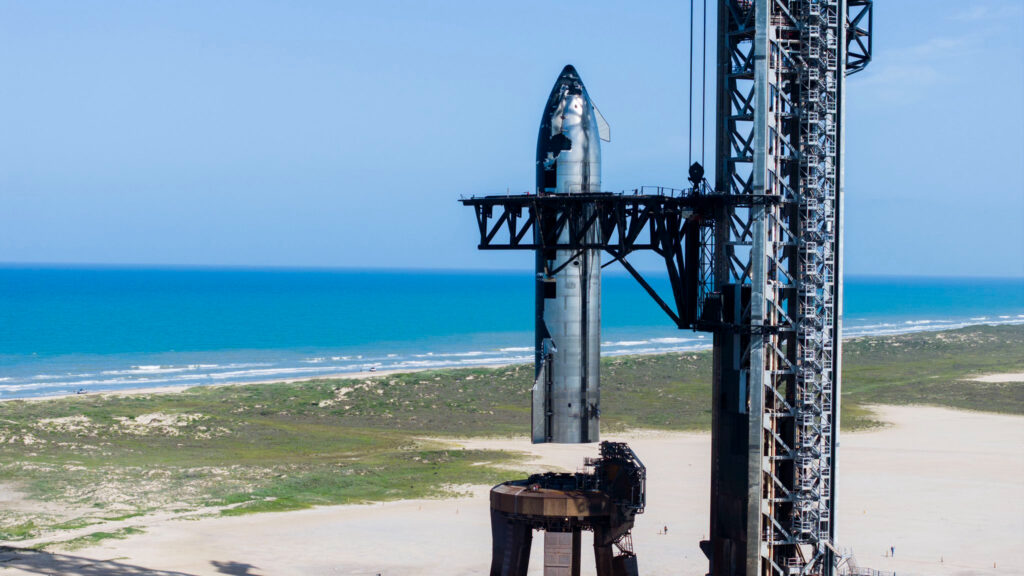 SpaceX moves Starship to launch pad for testing ahead of Flight 10 (photos)