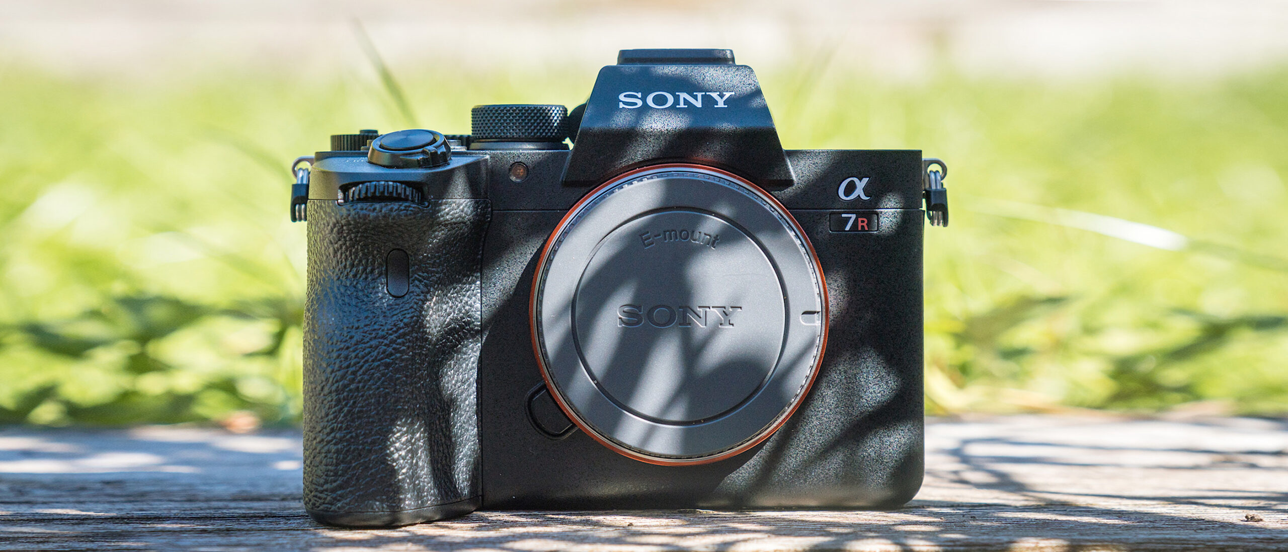 Want a last minute steal? Save $200 on this pro-level Sony A7R IV mirrorless camera as Walmart takes on Amazon