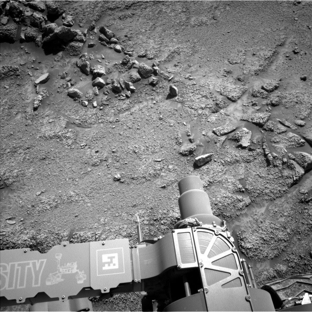 Curiosity Blog, Sols 4629-4630: Feeling Hollow