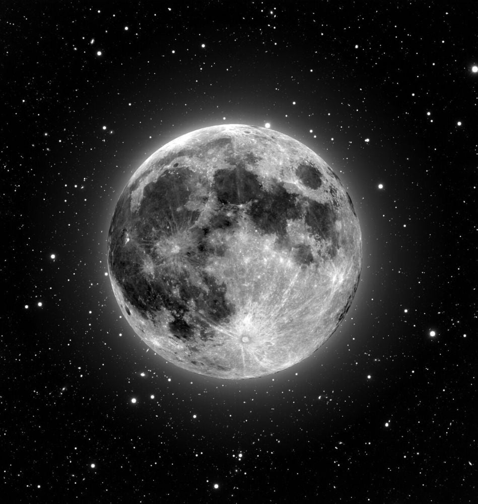 Detecting Exoplanet Magnetic Fields From The Moon