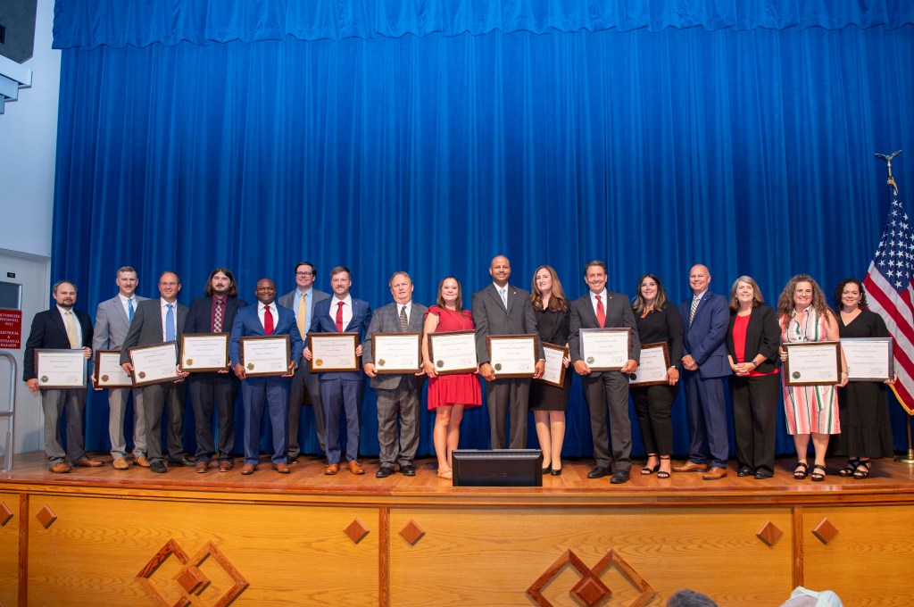 NASA’s Stennis Space Center Employees Receive NASA Honor Awards
