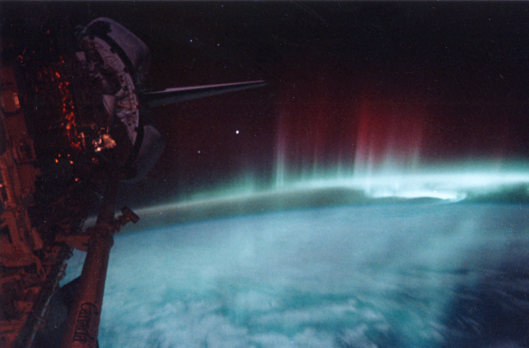 Spacecraft equipped with a solar sail could deliver earlier warnings of space weather threats to Earth’s technologies