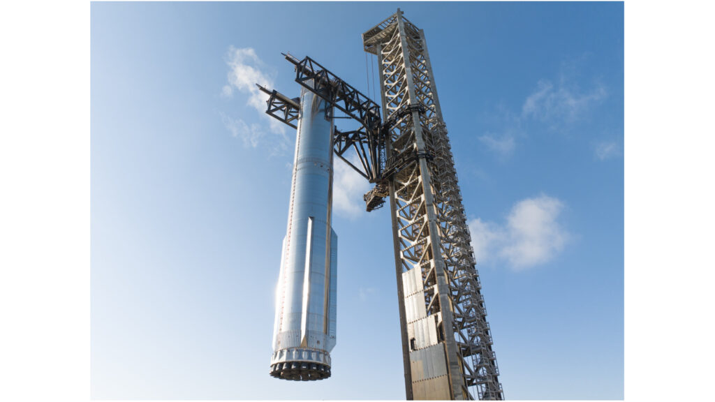 SpaceX moves giant Super Heavy rocket to pad ahead of Starship Flight 10 launch (photos)