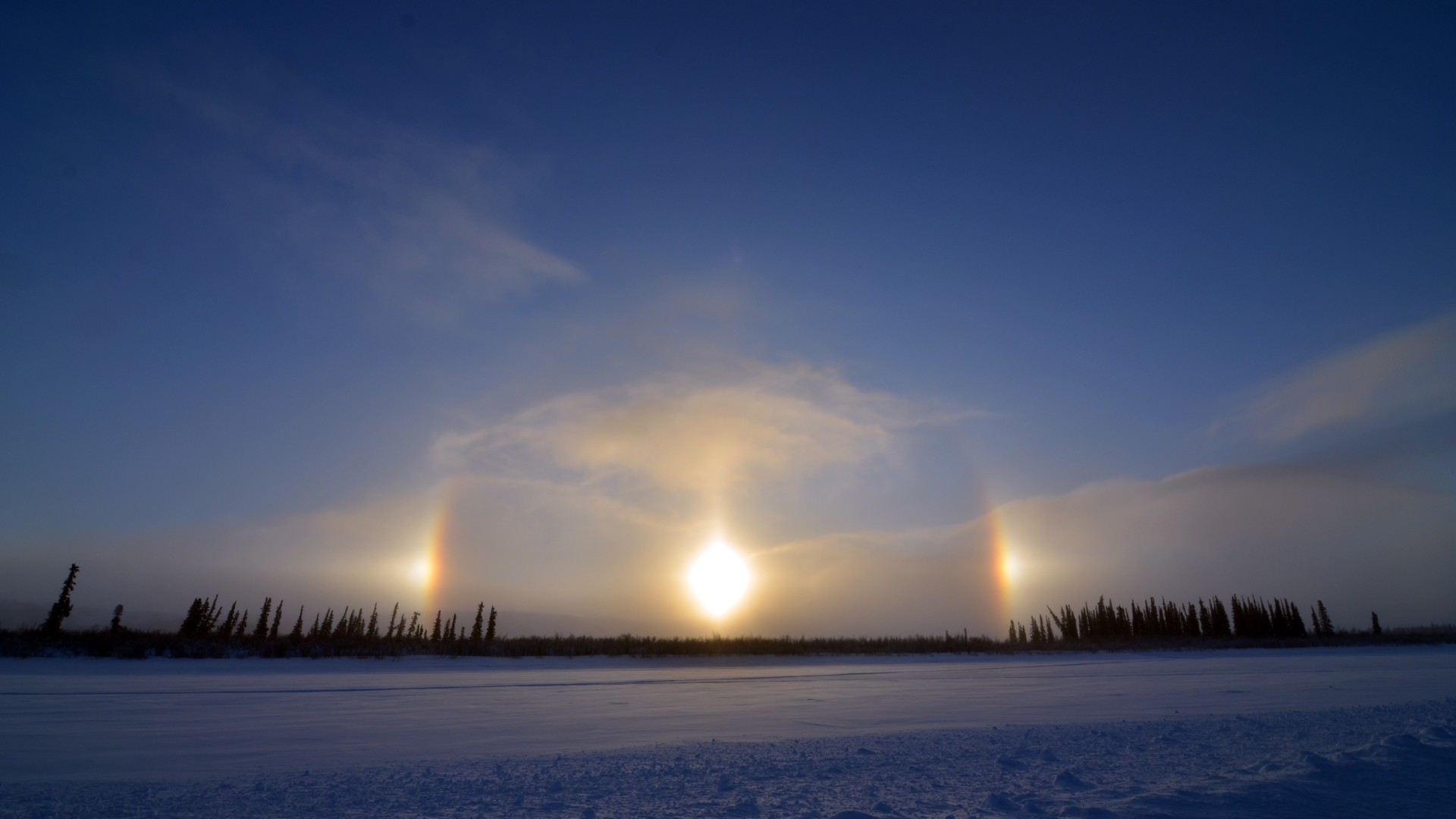 Stunning 'sun dogs' could sparkle in alien skies, James Webb Space Telescope suggests