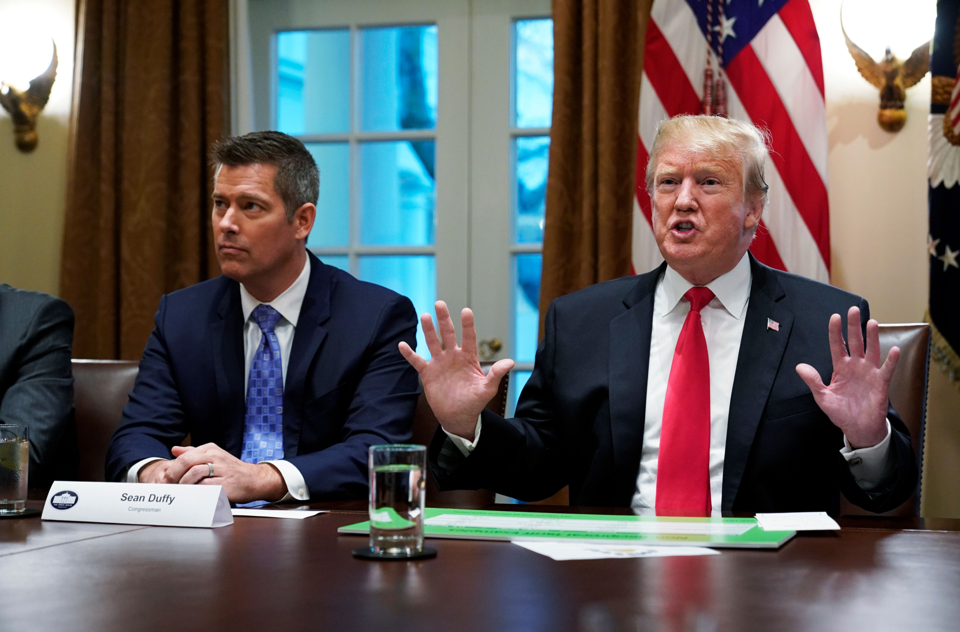 Trump signs executive order to boost commercial space — and shift NASA's balance of power