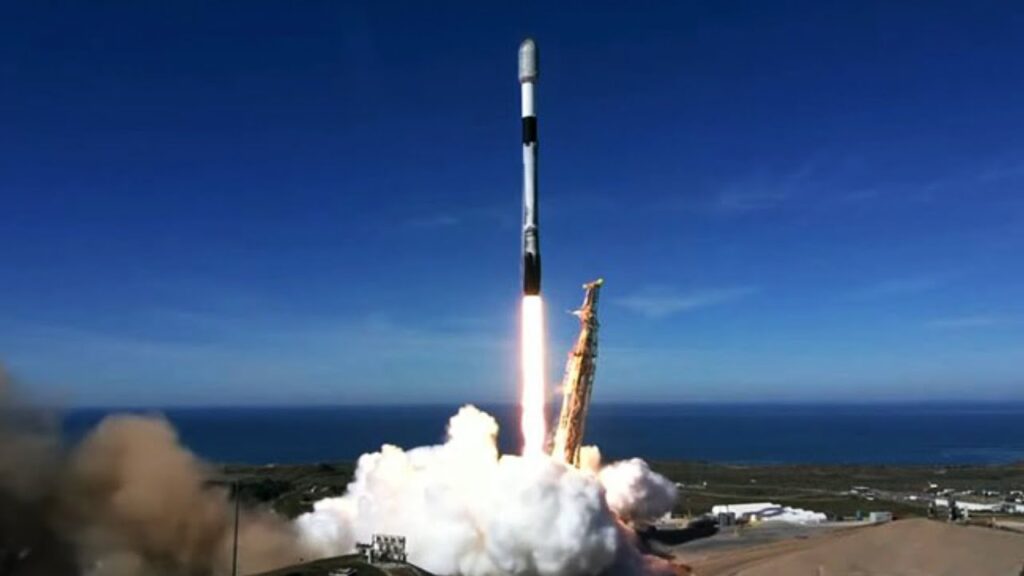 Watch SpaceX launch Earth-observation satellite for Luxembourg and 7 other satellites today