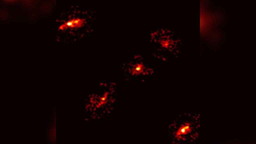 A massive dark matter halo may explain the strange 5th point of this 'Einstein Cross'