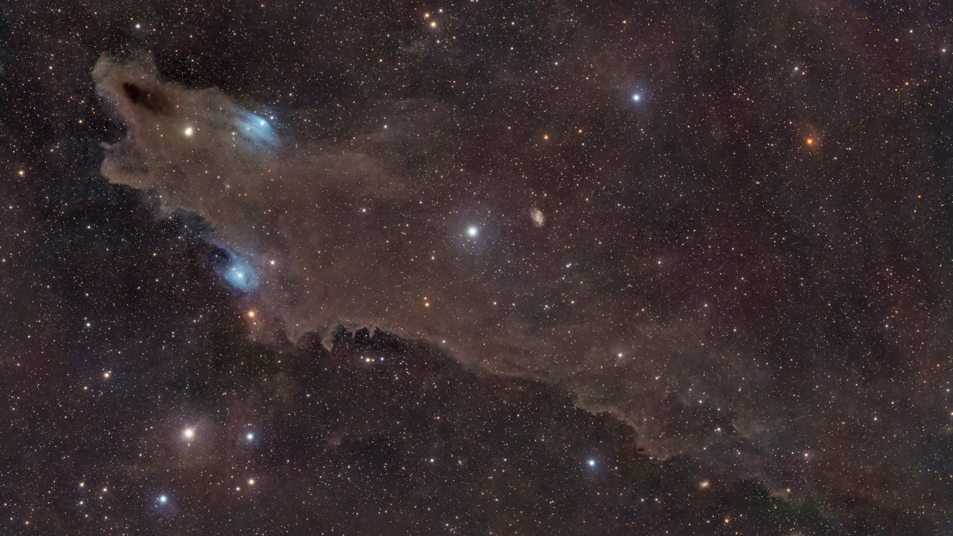 Astrophotographer captures the gaping maw of a cosmic shark in stunning deep space image (photo)