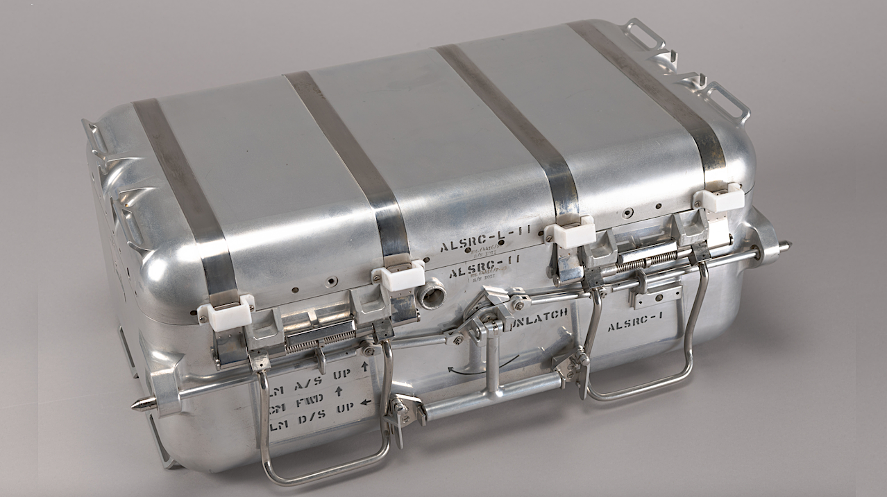 Away Team Sample Return And Tracking: Physical Sample Tracking And Attribution In Earth And Environmental Sciences