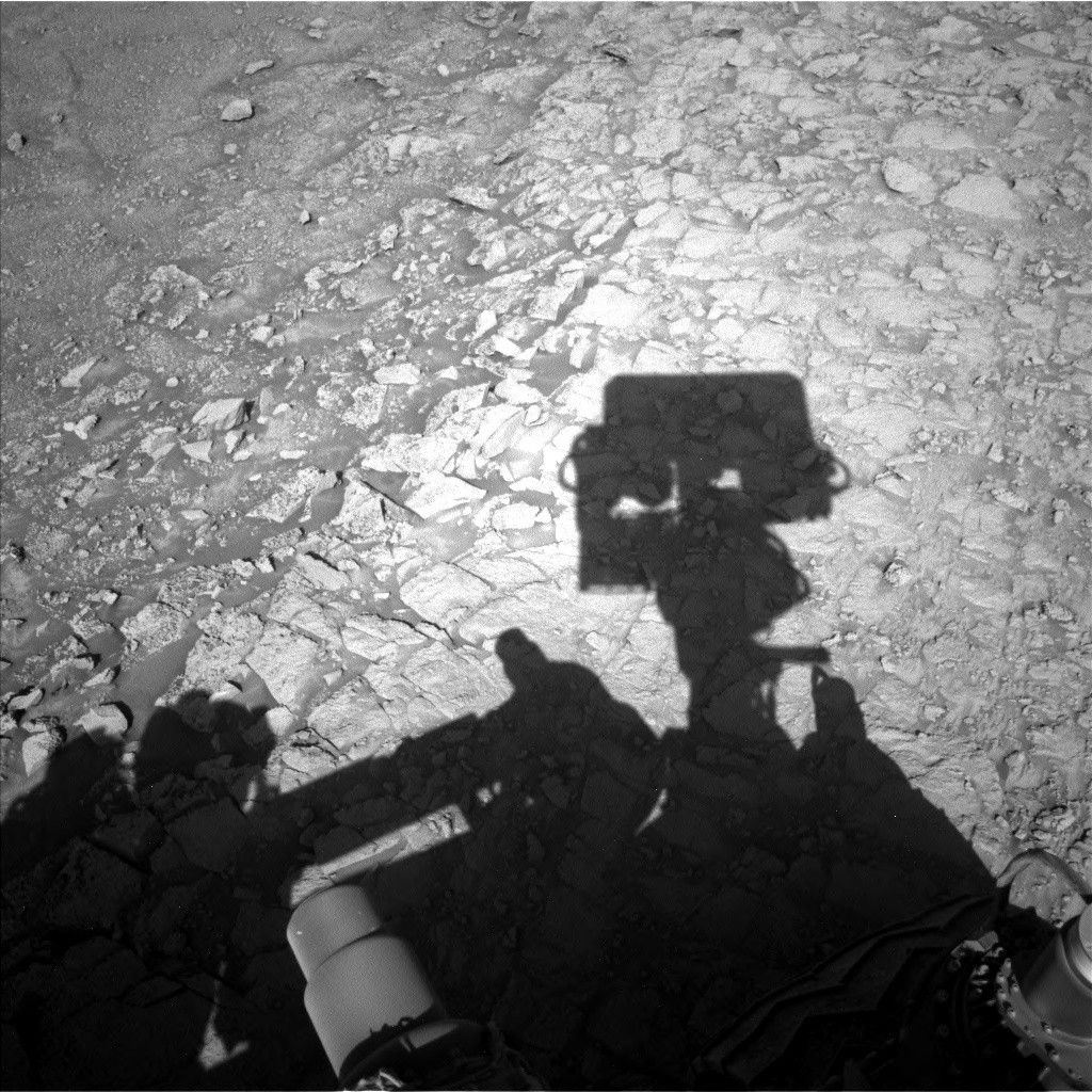 Curiosity Blog, Sols 4649-4654: Ridges, Hollows and Nodules, Oh My