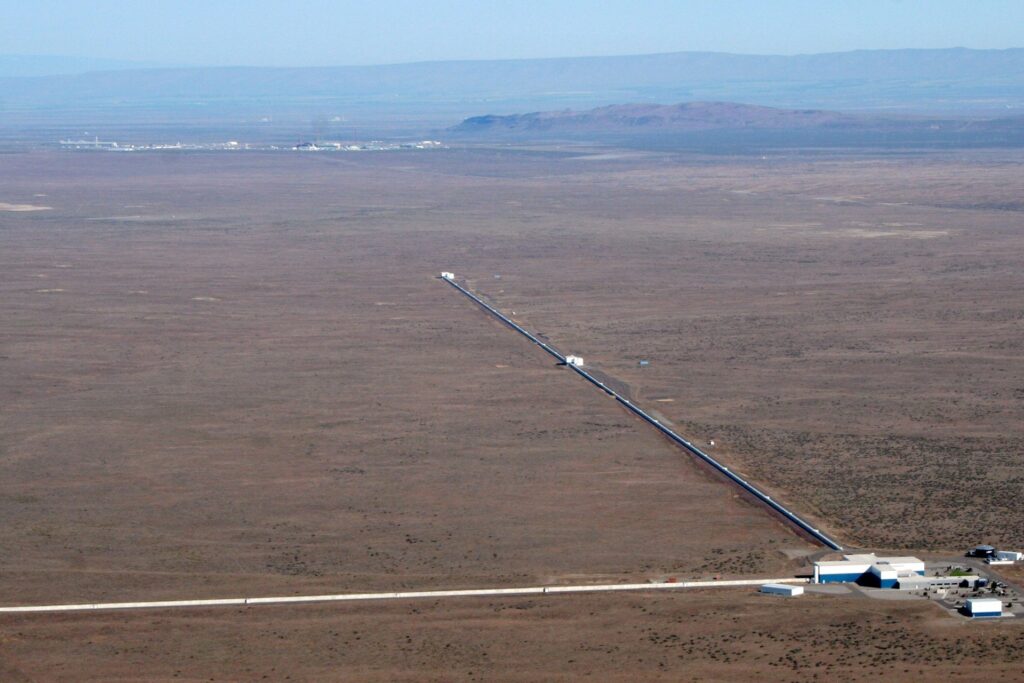 Gravitional Wave Detectors Are Affected Daylight Savings Time