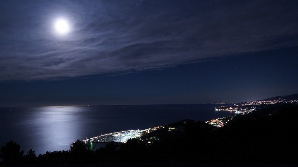 Join NASA on Oct. 4 in Looking Up, Celebrating Moon