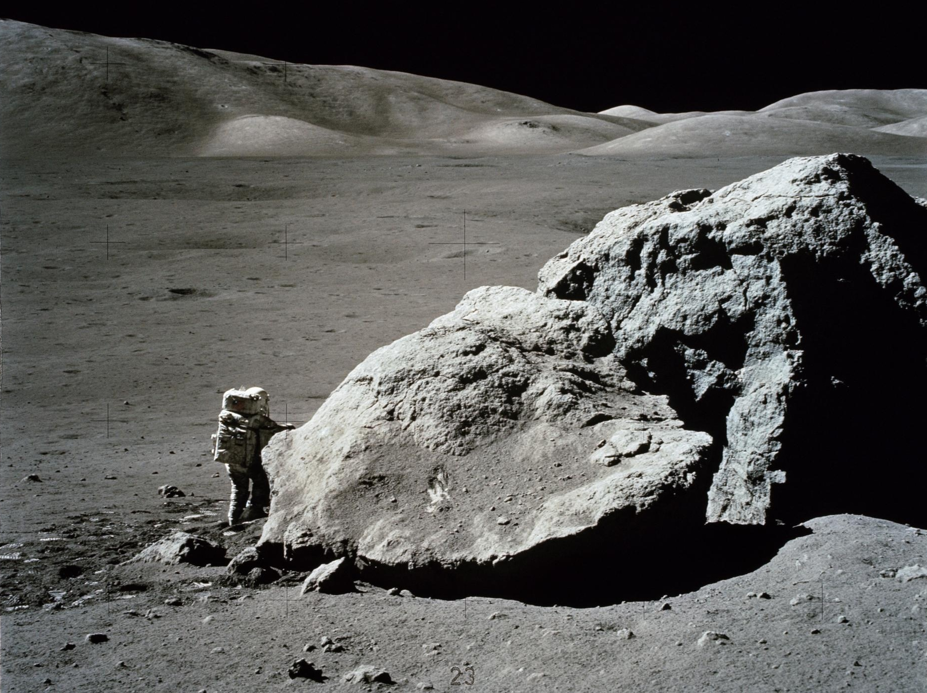 NASA Studies Moonquakes to Prepare for Artemis Lunar Missions