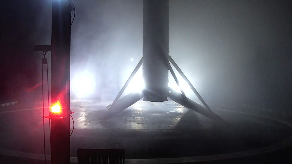 SpaceX launches Starlink satellites from Vandenberg in California