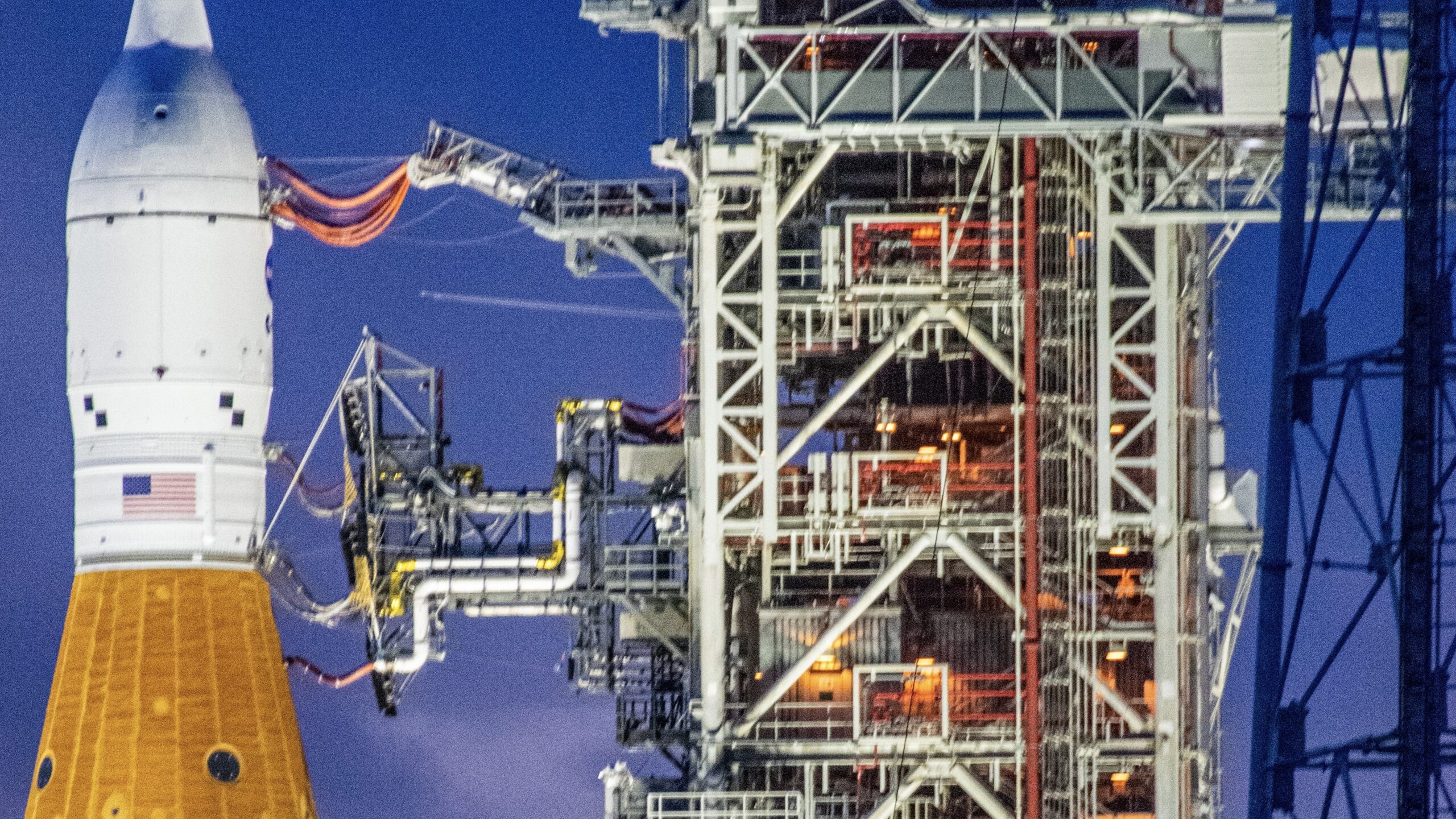US in real danger of losing the moon race to China, experts tell Senate