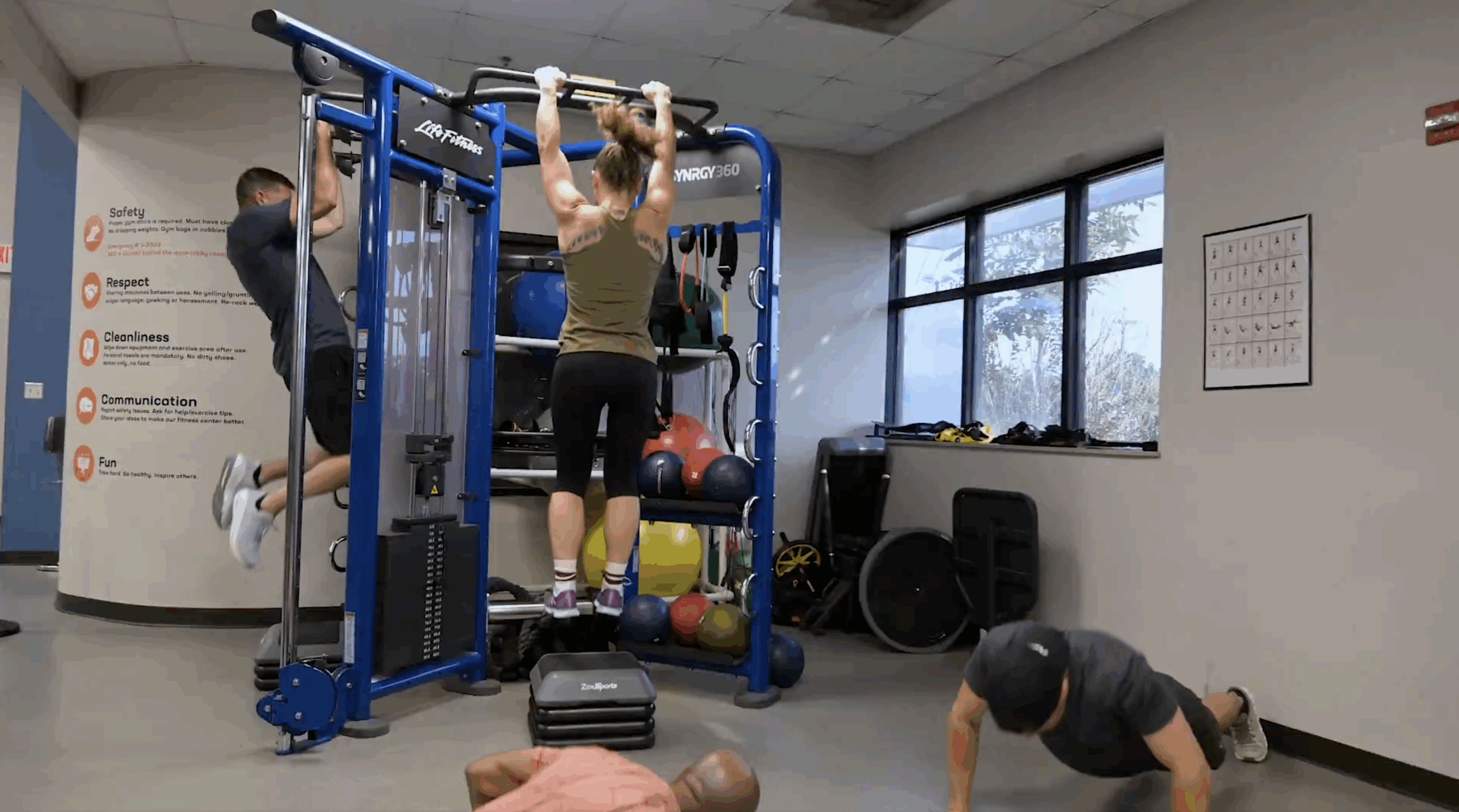 Watch NASA's Artemis 2 moon astronauts take on the viral 'Bobby and Pete' fitness challenge (video)