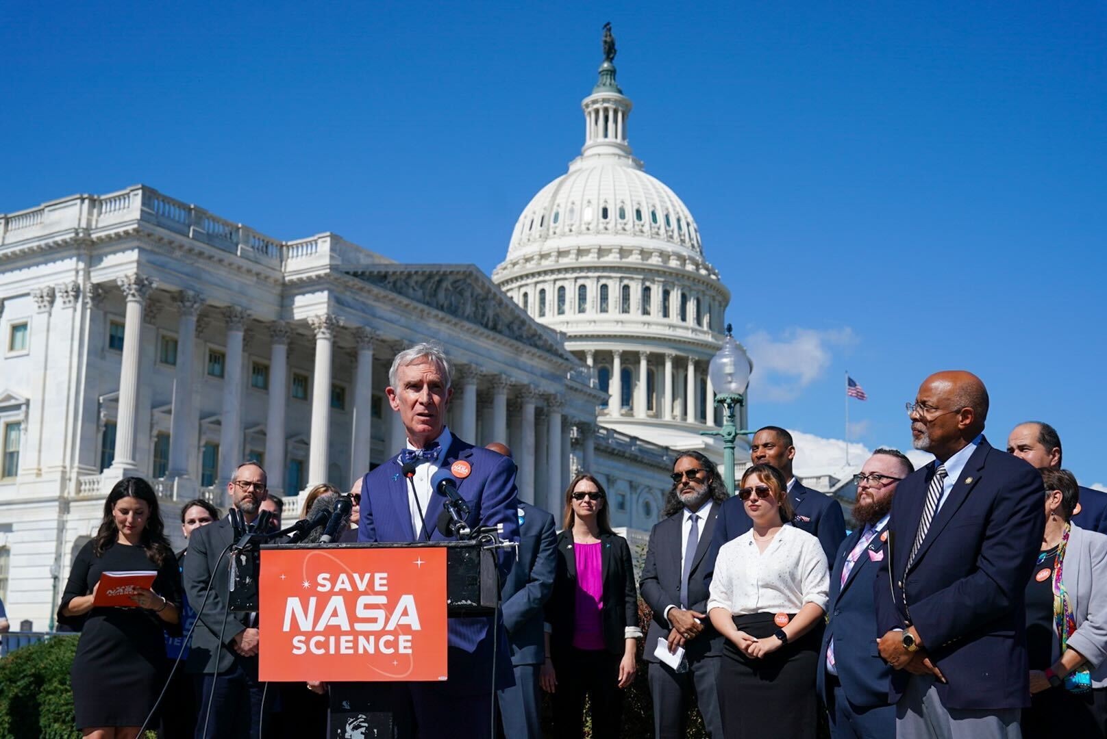 As shutdown continues, science community keeps focus on long-term budget concerns