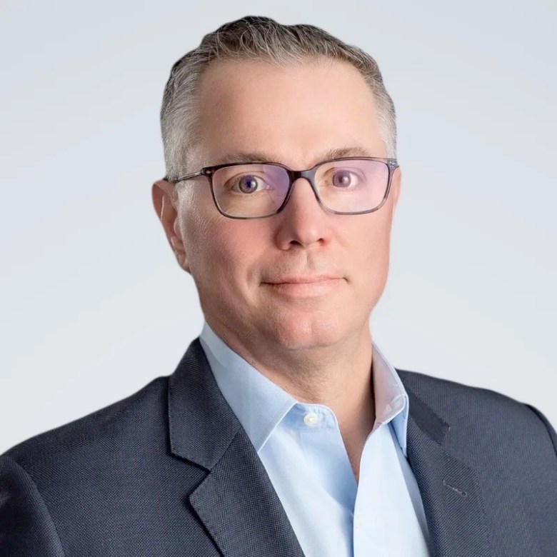 Axiom Space replaces CEO