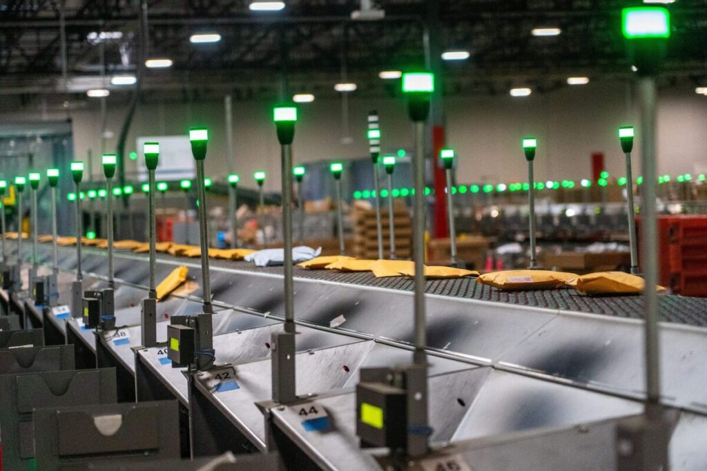 Feds ask private sector to watch for UAPs, other 'unmanned systems'