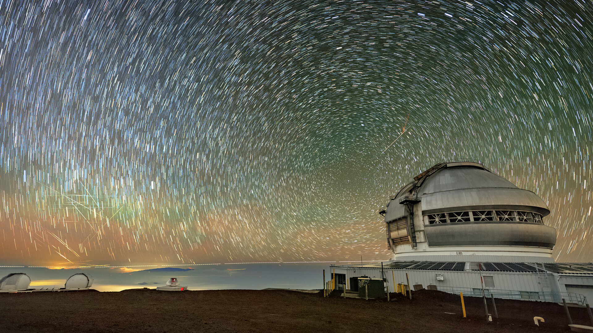 Stars and satellites streak over Gemini North telescope | Space photo of the day for Oct. 17, 2025